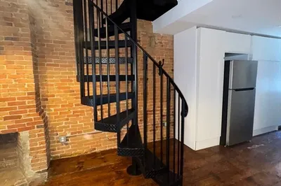 23 State Street #301