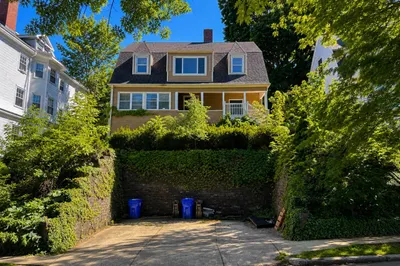 101-103 University Rd 1