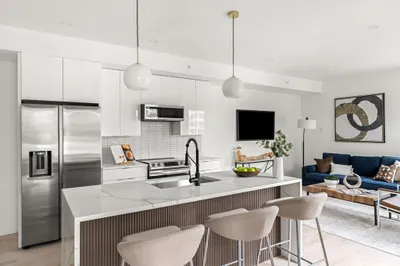 122 Washington Street #10 1