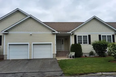 9 Village Ln #5 1