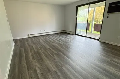 2400 Skyline Dr #4