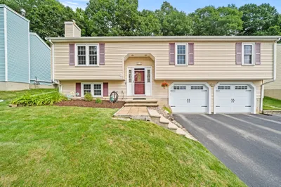 21 Corinth Dr 1
