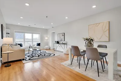 2456 Massachusetts Ave #402