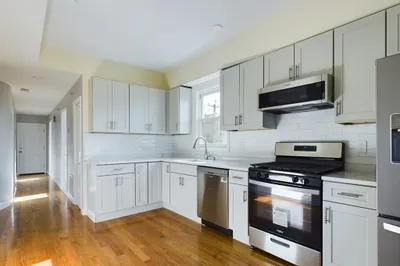41 Calumet St #2
