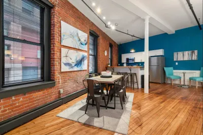 19 Stanhope St #1A 1