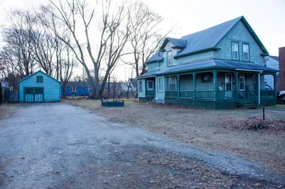 9 Quoboag Ave 1