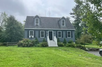 10 Hoffman Farm Rd 1