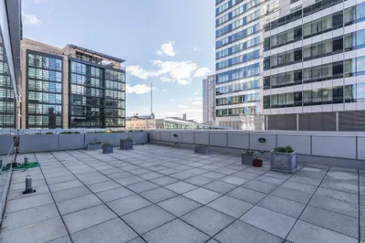 1 Avery St #10B 1