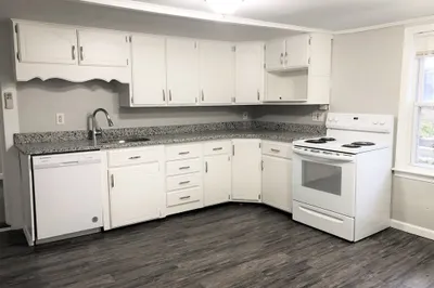 34 Cottage St #1 1