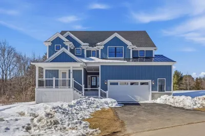 66 Parish Road #4R 1
