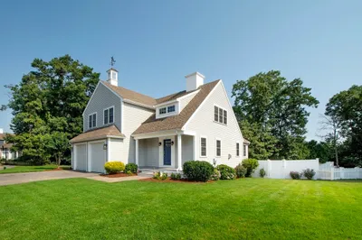 81 Meredith Way 1