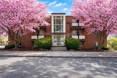 48 N Emerson St #1 1