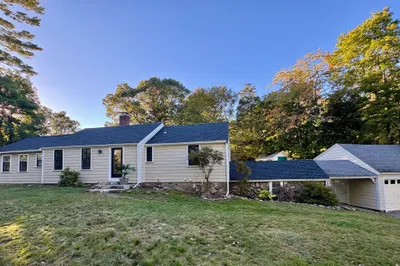 8 Forest Ave 1