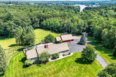 35 Marble Rd 1