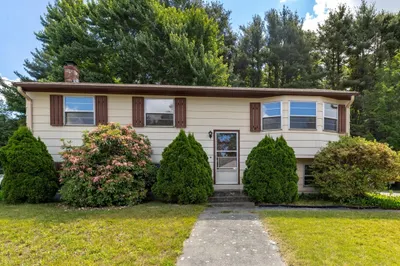 12 Edgewood Rd 1