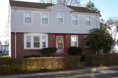 47 Newcroft Cir #1