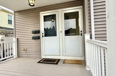 1 Stadium Rd #1