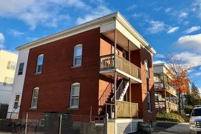 125 Woodland St #2 1