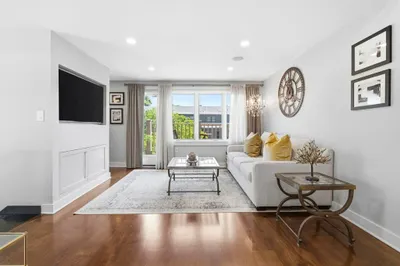 141 W Concord St #3