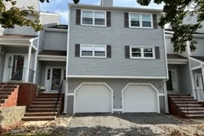 8 Countryside Ln #1304 1