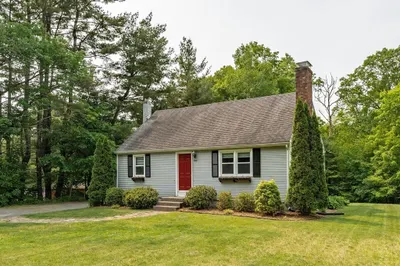 107 Howard St 1