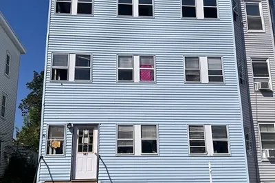 142 Madison St 1