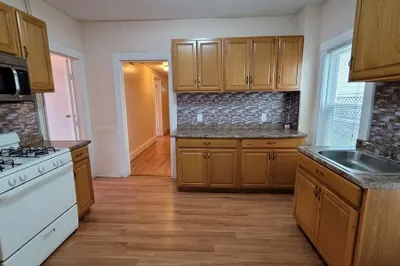 96-96a Radcliffe Rd #1