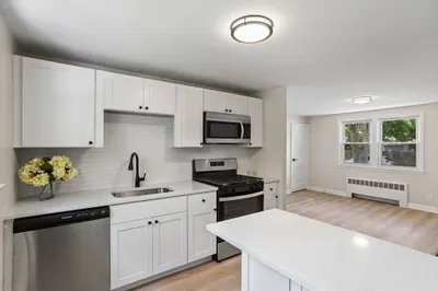 15 Genetti Street #15 1