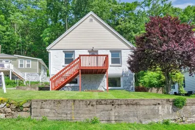 39 Chilmark St