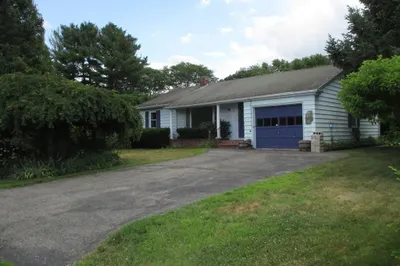 12 Strathmore Road 1