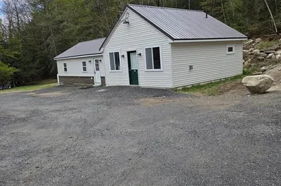 47 Goshen Road 1