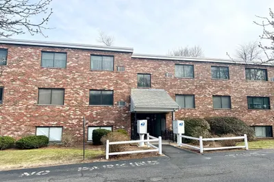 65 Milliken Ave #18