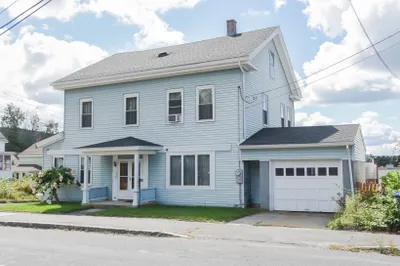 38 Pleasant St 1