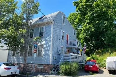 239 Washington St #2 1