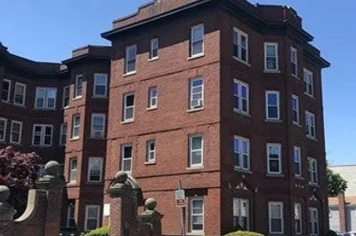 15 Lynde St #34 1