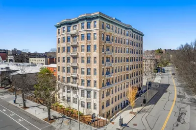 1180 Beacon St. #4C 1