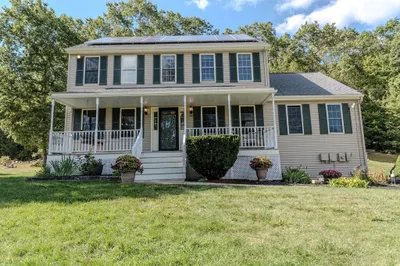 44 Camile Rd 1