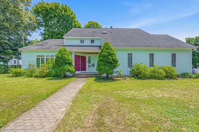 144 Wiswall Rd 1