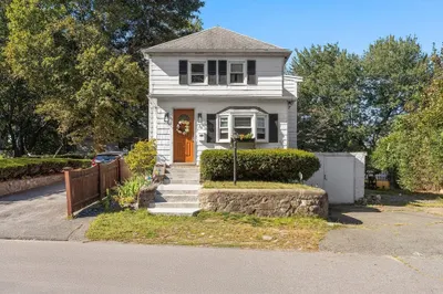 26 Manson St