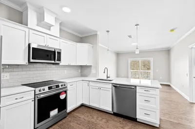 485 Blue Hills Parkway #5