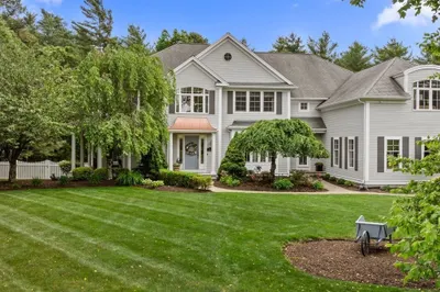263 Country Club Way 1
