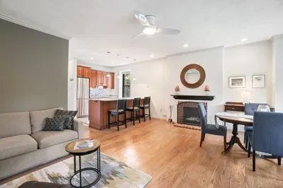231 West Newton St #4