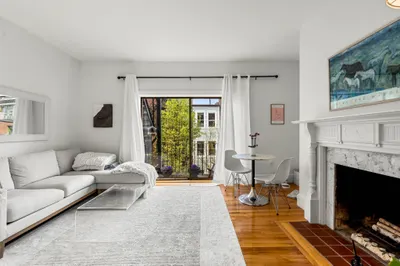 21 Hancock Street #3 1