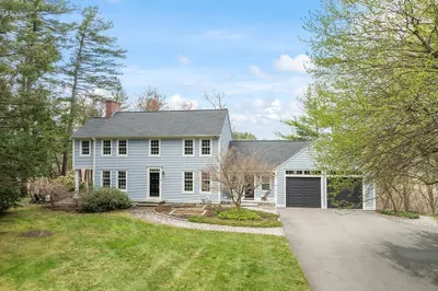 4 Willow Rd.