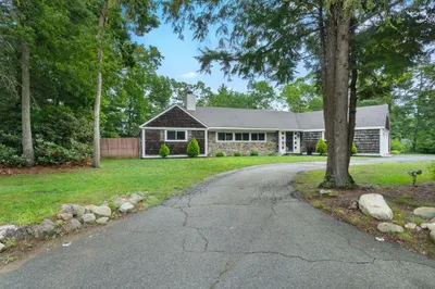 24 Fern Circle 1