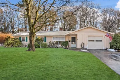 17 Francine Rd
