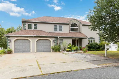 141 Gardiner Road 1