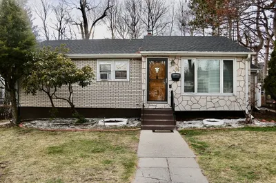 56 Loxwood St 1
