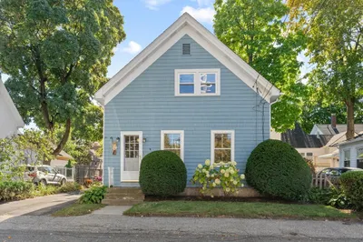 8 Willow St