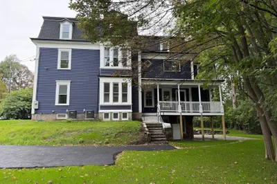 51 Grove Avenue 1
